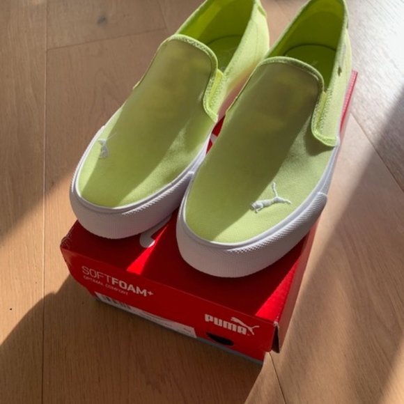 Puma Walking Shoes - Picture 1 of 3